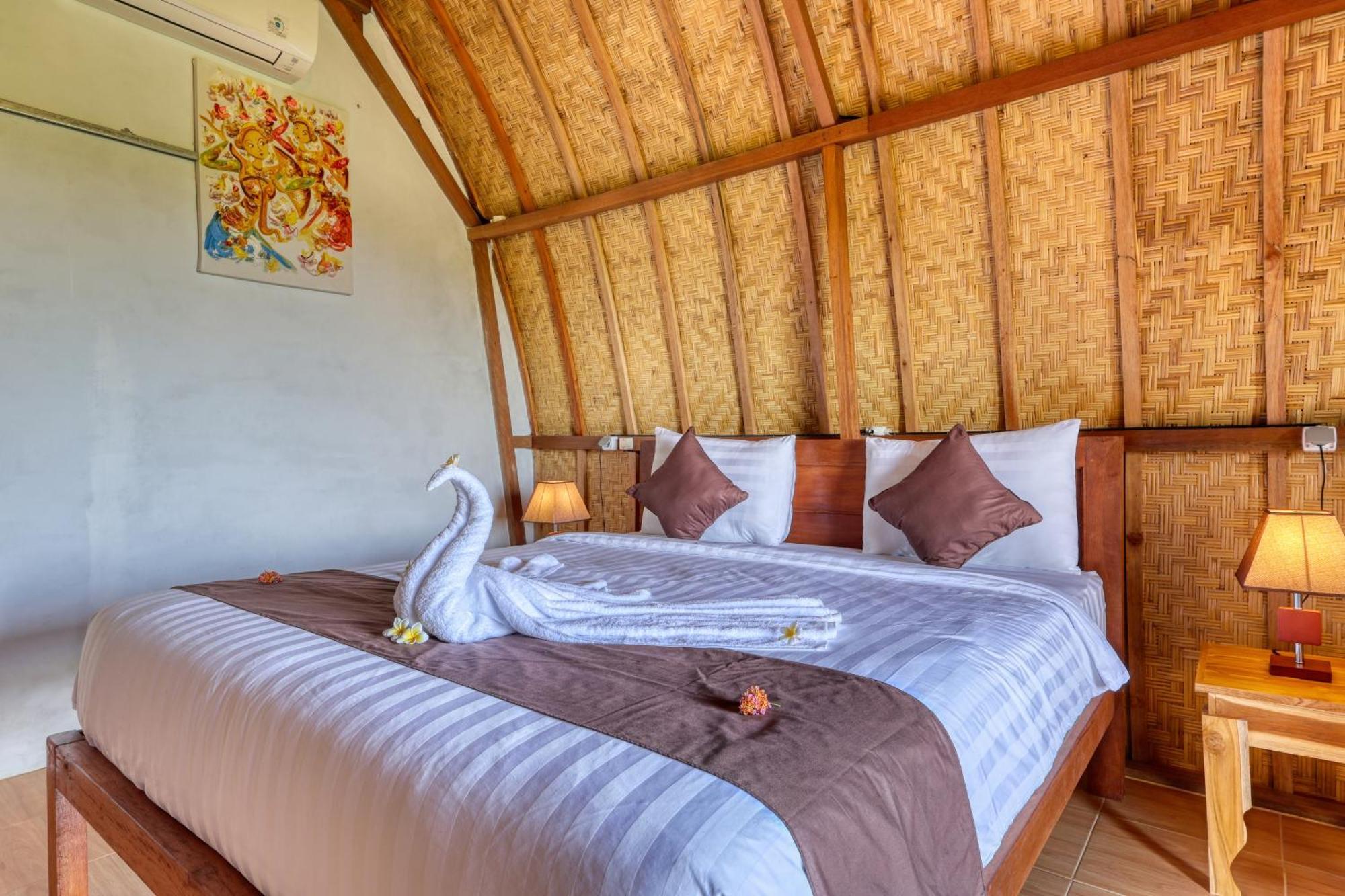 D Sebuluh Bungalow Batumadeg Phòng bức ảnh