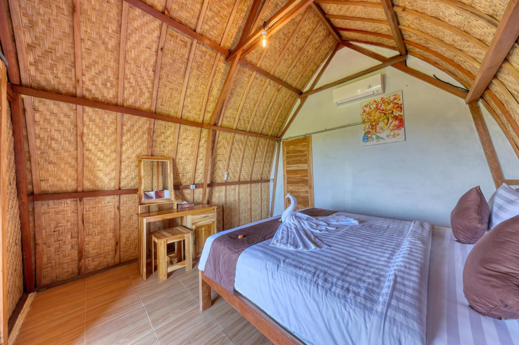 D Sebuluh Bungalow Batumadeg Phòng bức ảnh