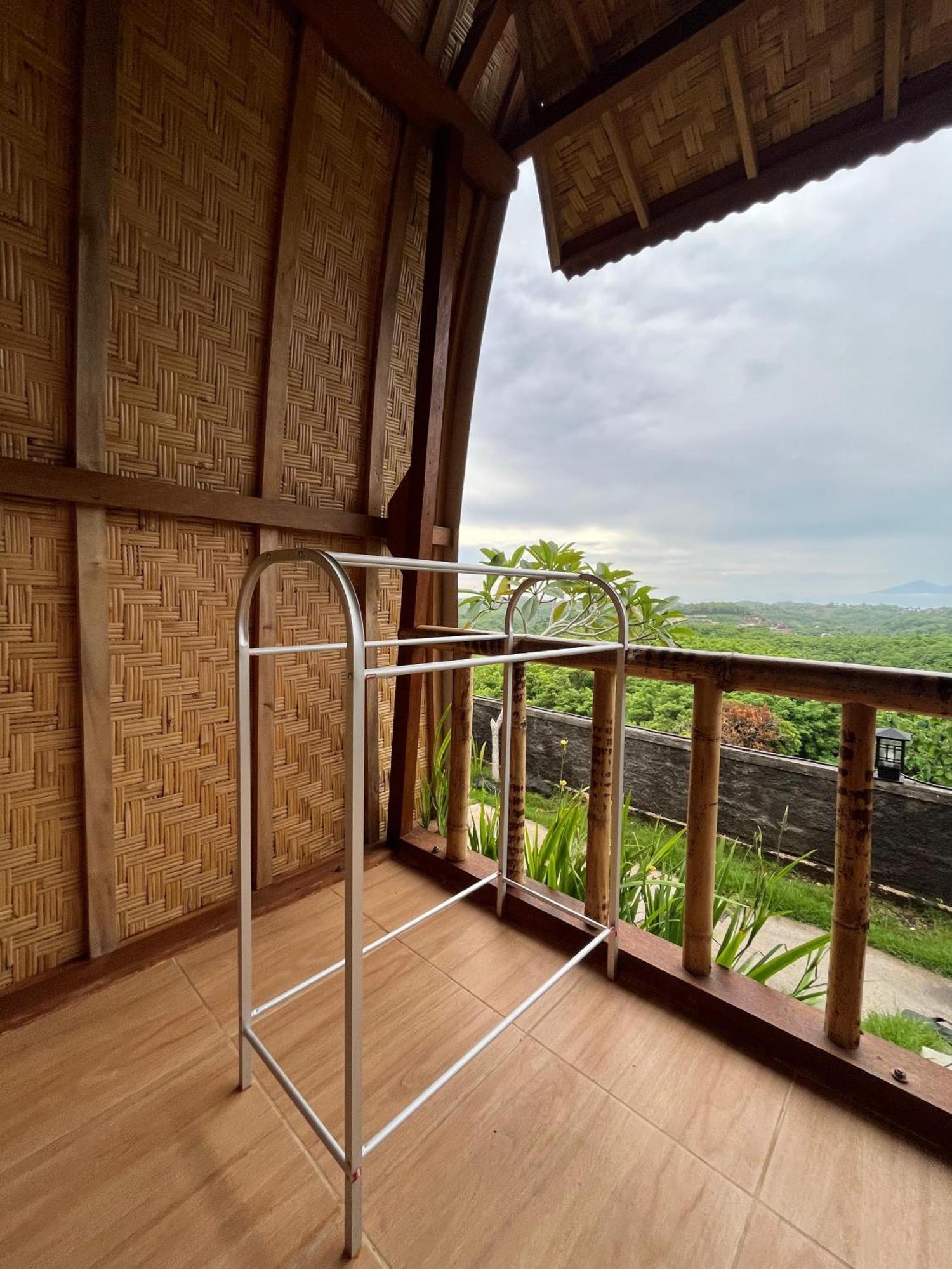 D Sebuluh Bungalow Batumadeg Phòng bức ảnh